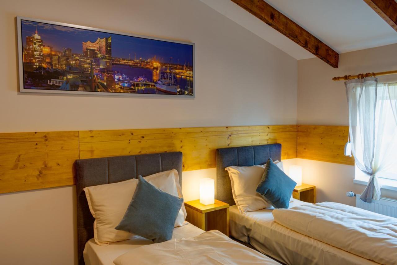 Schlafhuette Hotel Kaltenkirchen Luaran gambar