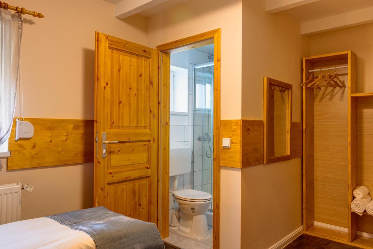 Schlafhuette Hotel Kaltenkirchen Luaran gambar